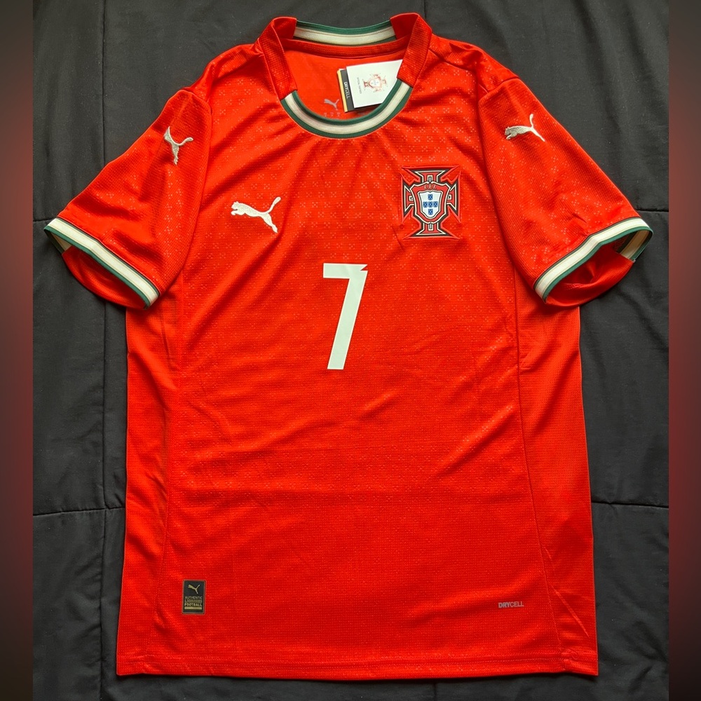 Ronaldo #7 Portugal Jersey Soccer Football Red S-L - Picture 3 of 5